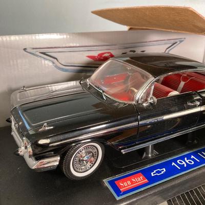 LOT 51: Diecast Cars in Original Boxes - Ertl American Muscle 1957 Chevy Bel Air and Sun Star 1961 Chevrolet Impala