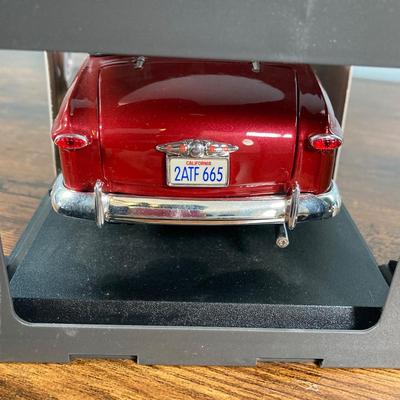 LOT 52: 1949 Maisto Diecast Ford Special Edition in Original Box and Diecast Ertl Collectibles / American Muscle 1949 Mercury Coupe in...