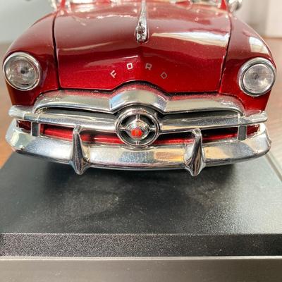 LOT 52: 1949 Maisto Diecast Ford Special Edition in Original Box and Diecast Ertl Collectibles / American Muscle 1949 Mercury Coupe in...