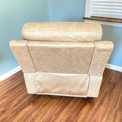 LOT 55: Power Recliner Chair For Zoy Home Furnishing Co Ltd