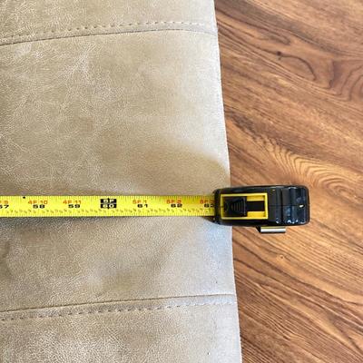 LOT 55: Power Recliner Chair For Zoy Home Furnishing Co Ltd