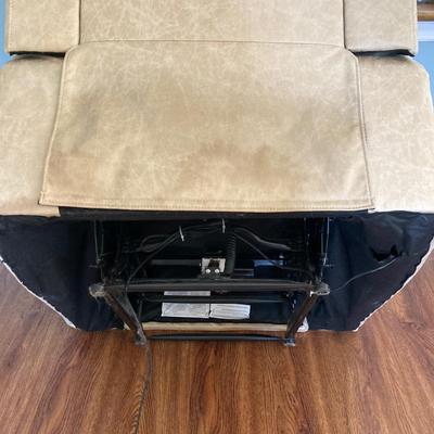 LOT 55: Power Recliner Chair For Zoy Home Furnishing Co Ltd