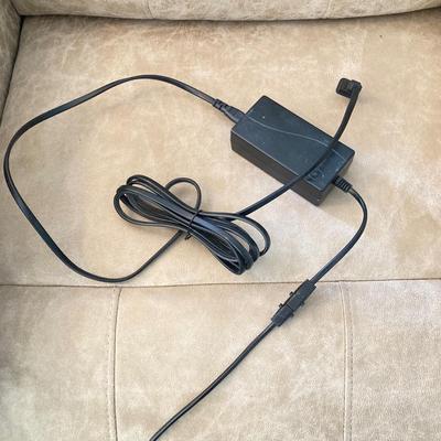 LOT 55: Power Recliner Chair For Zoy Home Furnishing Co Ltd