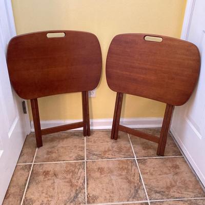 LOT 62: Wooden TV Tray / Table Set with Holding Stand