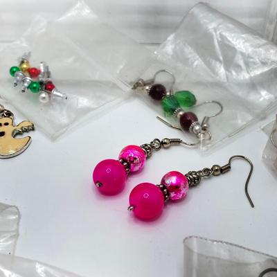 LOT 70: Dangle Style Earrings Collection - 18 Pairs