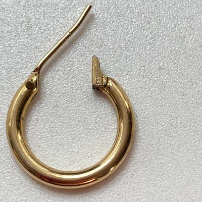 LOT 74: Gold Hoop Style Earrings - 10K, TW 1.77g