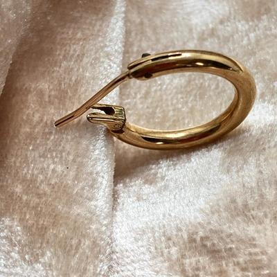 LOT 74: Gold Hoop Style Earrings - 10K, TW 1.77g