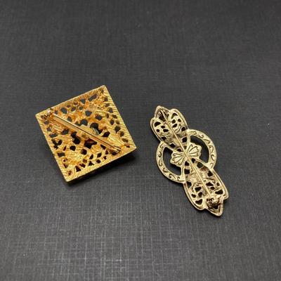 LOT 75: Vintage Brooch / Pin Collection