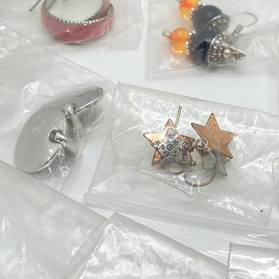 LOT 76: Eighteen Pairs of Earrings - Handcrafted, Dangle and More