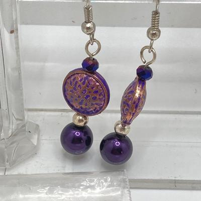 LOT 76: Eighteen Pairs of Earrings - Handcrafted, Dangle and More