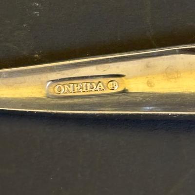 LOT 85: Vintage Corelle Blue Cornflower Soup/Cereal Bowls, Corning Ware Peach Floral Casserole Dishes, Oneida Flatware & More