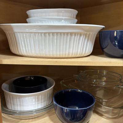 LOT 86: French Corning Ware & Pyrex Bakeware Collection