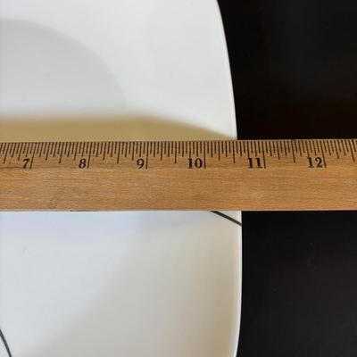 LOT 87: Corelle Square Simple Lines Dinnerware Set