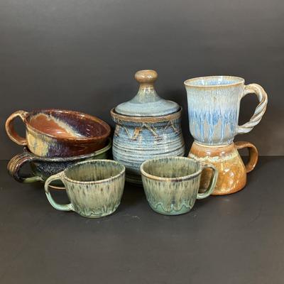 LOT 88: Glazed Stoneware Pottery Collection: Mugs Bowls Jar, Signed & Unsigned