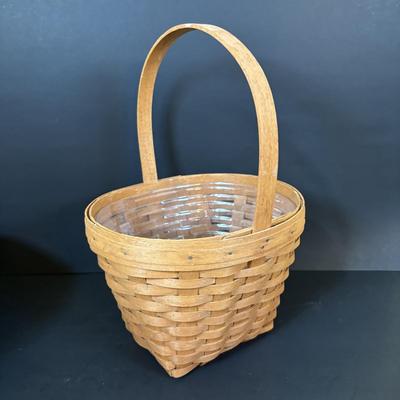 LOT 89: Longaberger Basket w/Insert, Glazed Stoneware 10" Pottery Bowl, Garlic Grader & Sponger Holder/Trinket Dish