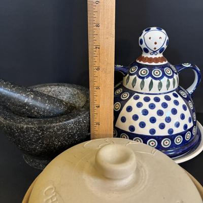 LOT 90: Vintage Polish Pottery Cheese Lady/Server, Vintage Sassafras Stoneware Chestnut Roaster along with a Mortar & Pestle