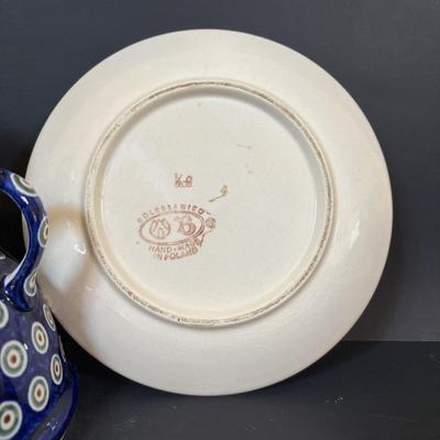 LOT 90: Vintage Polish Pottery Cheese Lady/Server, Vintage Sassafras Stoneware Chestnut Roaster along with a Mortar & Pestle