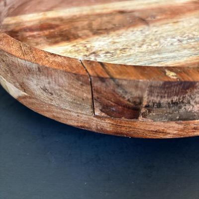 LOT 92: Salt & Pepper Shakers, Kuhn Rikon Spice Grinders, Temptations Grinder, Glasslock Salad Mixer, Kitchen Aid Hand Juicers,...