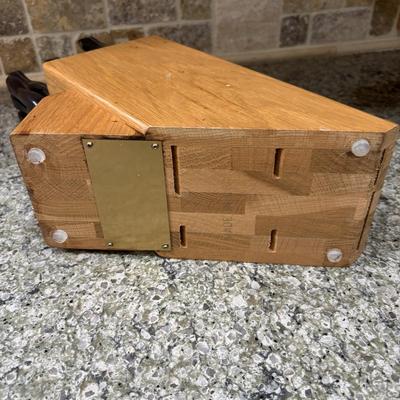 LOT 104: Cutco Knife Set w/Wooden Block & Cutco Utensil Holder