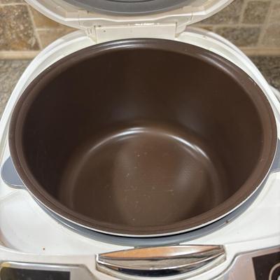 LOT 106: T-Fal 10-in-1 Rice and Multi Cooker