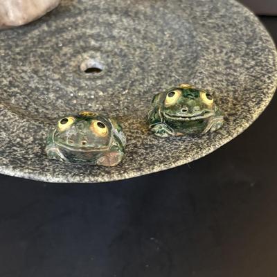 LOT 108: Working Aquascape Lazy Frog on Lily Pad, Ceramic Frog, Frog Boot Planter/Vase