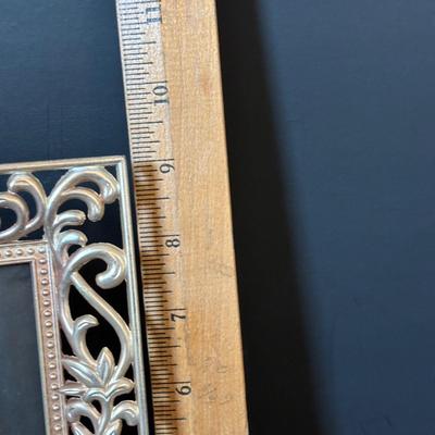 LOT 109: Amber Glass Frog Accent Lamp, Wooden Frog Guiro Percussion Instrument & Picture Frame