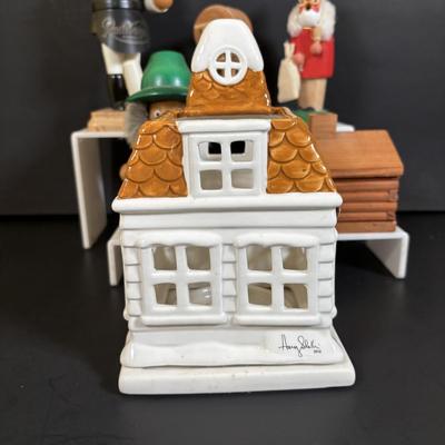 LOT 110: Collection of 3 Traditional German Incense Smokers, Log Cabin Incense Burner & Slatkin & Co. Holiday House Lumiary