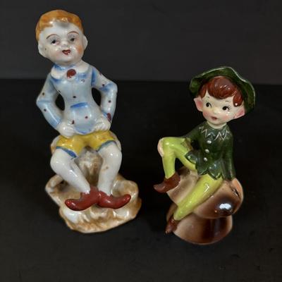 LOT 111: Vintage Pixie/Elf Figures