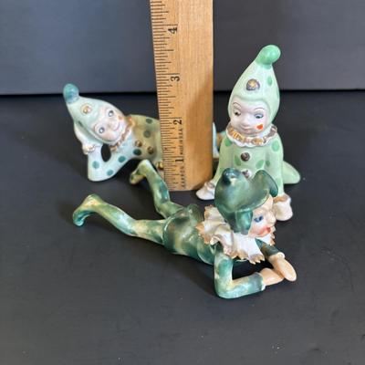 LOT 111: Vintage Pixie/Elf Figures