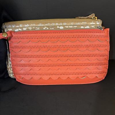 LOT 117: Lampe Berger Catalytic Fragrance Lamp, Red Resin Elephants, Lucky Elephants Wall Decor w/Turkish Evil Eye (Worry Bead),...