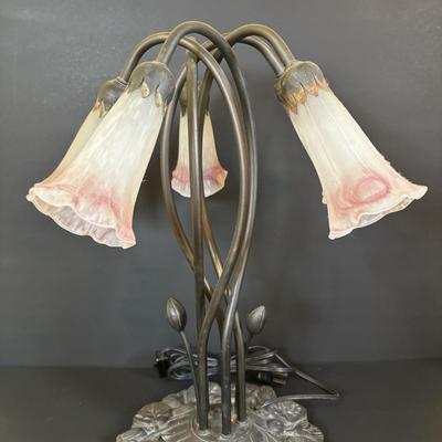 LOT 118: Pink Pond Lily Accent Lamp w/5 Lights