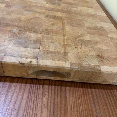 LOT 122: Butcher Block Cutting Board (17.5" x 30") & More