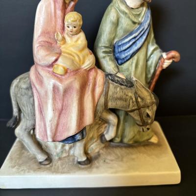 LOT 135: Vintage Goebel Flight Out of Egypt Nativity Figurine & Reglious Items