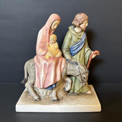 LOT 135: Vintage Goebel Flight Out of Egypt Nativity Figurine & Reglious Items