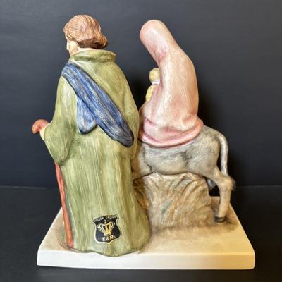LOT 135: Vintage Goebel Flight Out of Egypt Nativity Figurine & Reglious Items