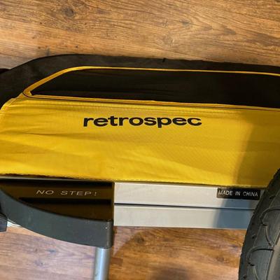 LOT 145: Retrospec Rolling Rover Pet Bike Trailer