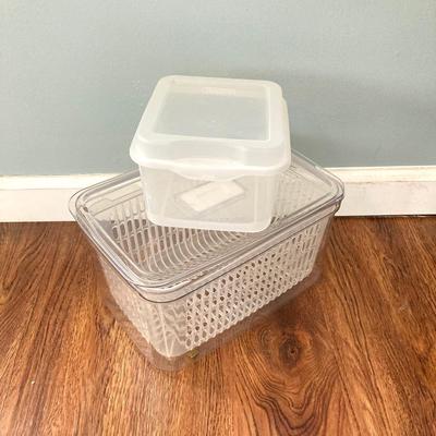 LOT 146: Storage Solutions / Organizational Lot - Vertical Spice Rack, Pull-Out Organizers, Racks, Table Covers and More