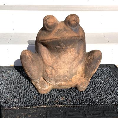 LOT 149: Terracotta Frog Planter