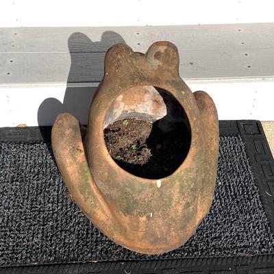 LOT 149: Terracotta Frog Planter