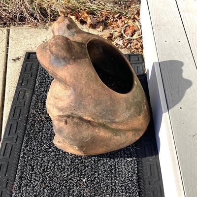 LOT 149: Terracotta Frog Planter