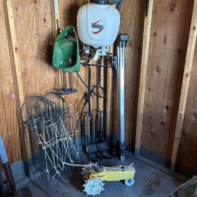 LOT 157: Shed Cleanout: Round-up Backpack Sprayer, Kayak/Canoe Roof Rack, Traveling Lawn Sprinkler