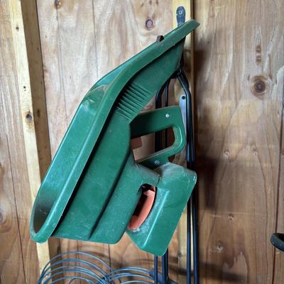 LOT 157: Shed Cleanout: Round-up Backpack Sprayer, Kayak/Canoe Roof Rack, Traveling Lawn Sprinkler