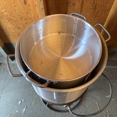 LOT 158: Outdoor Propane Turkey Fryer/Cooker
