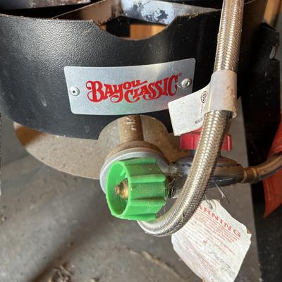 LOT 159: Bayou Classica Outdoor Cooker