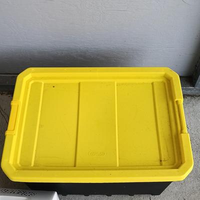 LOT 160: Attwood Cooler Mounting Kit, Attwood Boat Fenders, Playmate Coolers & More