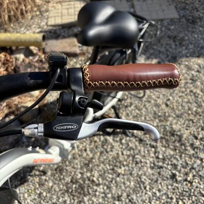 Sale Photo Thumbnail #174