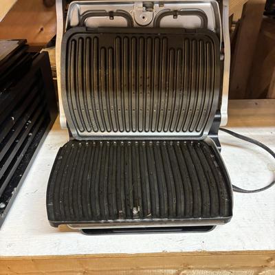 LOT 172: Basement Finds Kitchen Appliances: Crock Pot, All-Clad Roasting Pan, T-Fal Oti Grill, Cuisinart Coffee Pot, Excalibur Food...