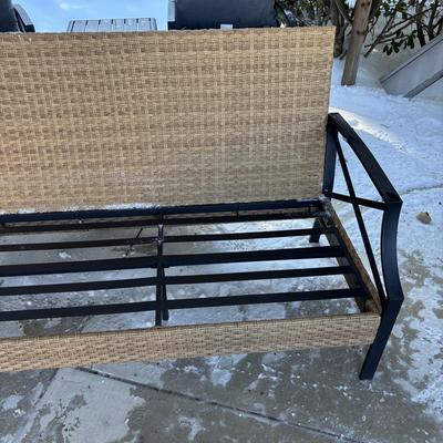 LOT 178: Outdoor Patio Furniture: Couch & Table