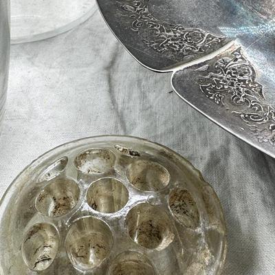 Plated Silver fernery Centerpiece Bowl with Pierced Lid Floral arranging