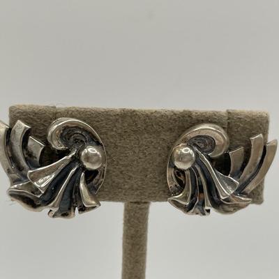 1920’s sterling screwback earrings